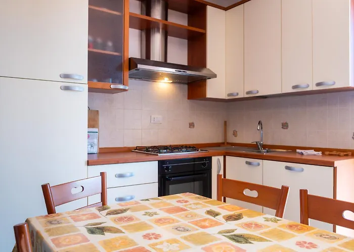 Lejlighed Trilocale Cerboli *